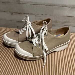 Dansko Casual Tan Canvas Sneakers